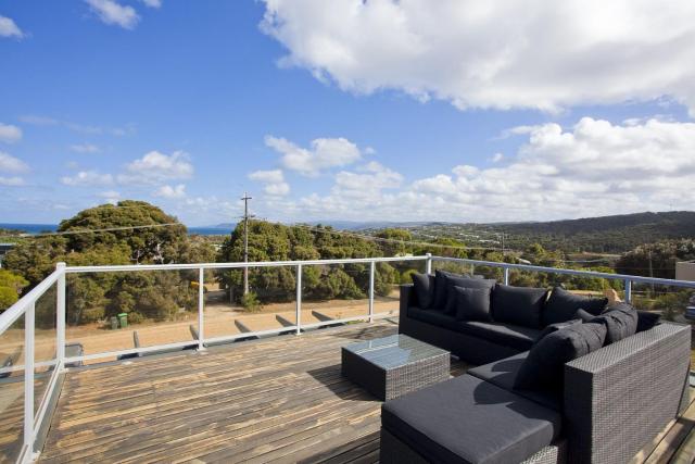 Sirocco - Recently renovated, Roof Top Deck And Pet Friendly in Aireys Inlet