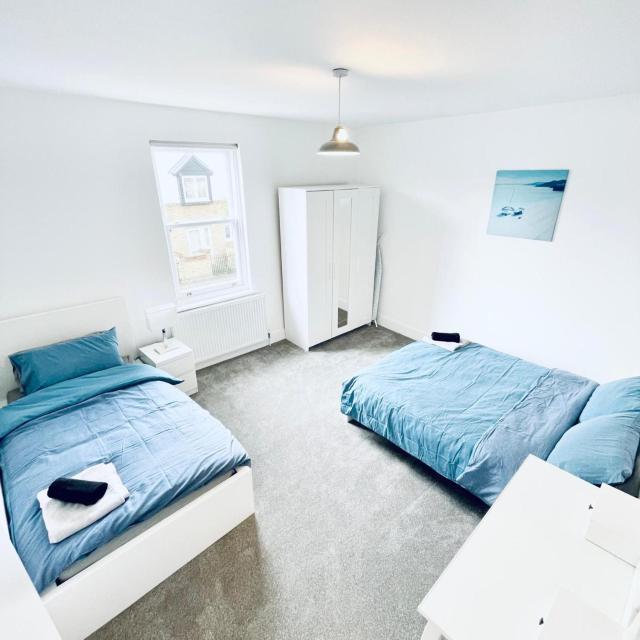 Immaculate 2 Bed House in Cambridge