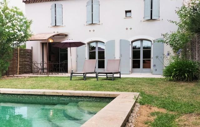 4 Bedroom Stunning Home In Saint Laurent De La Ca