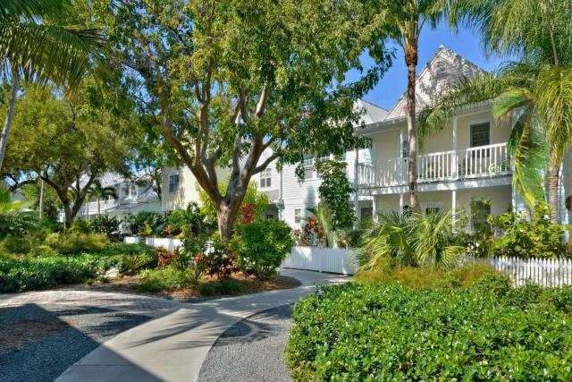 Sweet Sunshine Garden Flat Downtown Key West 2 Blocks Off Duval w Pool Access