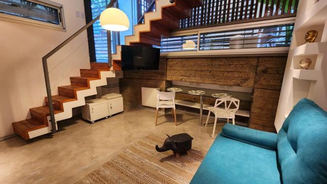 Moderno loft con escritorio en Palermo