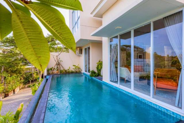 Kerani 2 BR Private Pool Villa ZN218