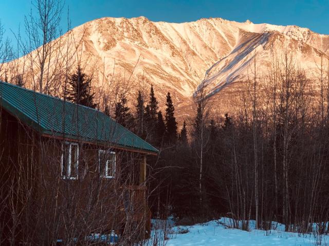 Wrangell Mountain Lodge- Private Bathroom with shower