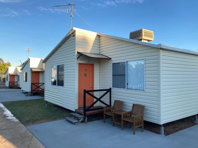 Longreach Private Apartments