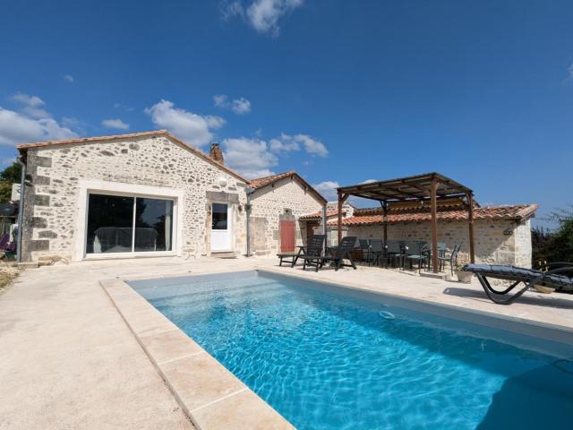 Maison familiale avec piscine privée et jardin pour 11 pers - FR-1-653-265