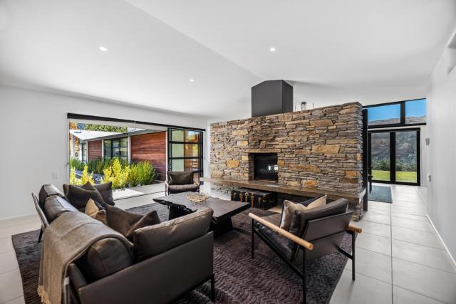 Gibbston Valley Residence