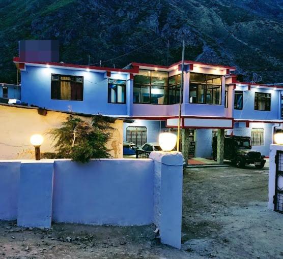 Badrinath Guest House