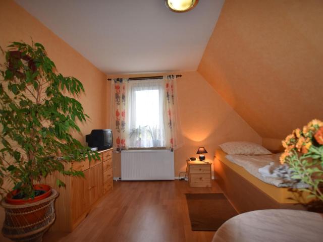 Cosy Apartment in Kröpelin with Garden