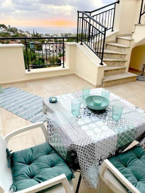 Roof Terrace Heaven with Sea View