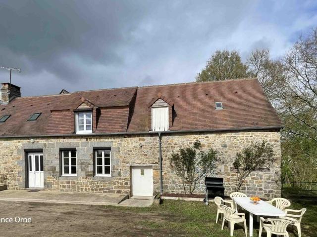 Maison de Charme Rénovée avec Jardin, Idéale pour Cyclistes et Randonneurs, Proche Mont Saint-Michel - FR-1-497-201