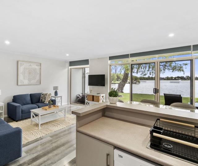 Yarrawonga Lakeside Apartment 27