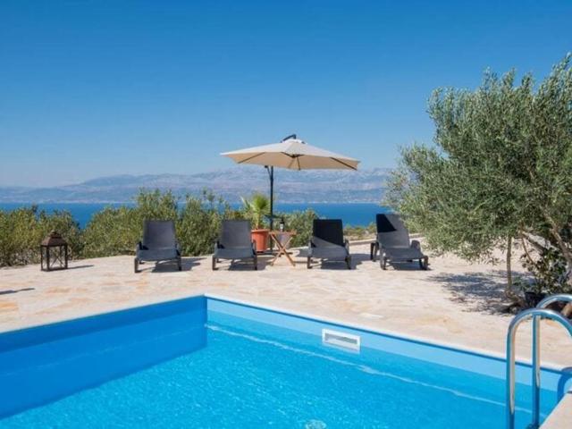 Holiday Home My Summer House - Two-Bedroom Holiday Home with Private Pool and Terrace - ST