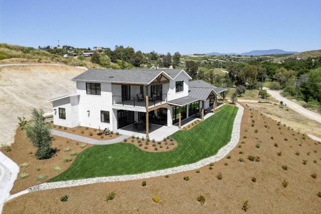 Wine Country Hilltop Farmhouse