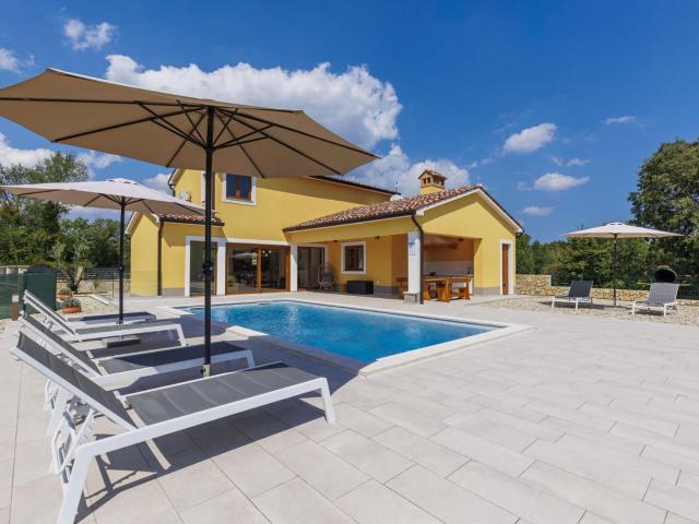 Holiday Home Villa Ana Lucija by Interhome