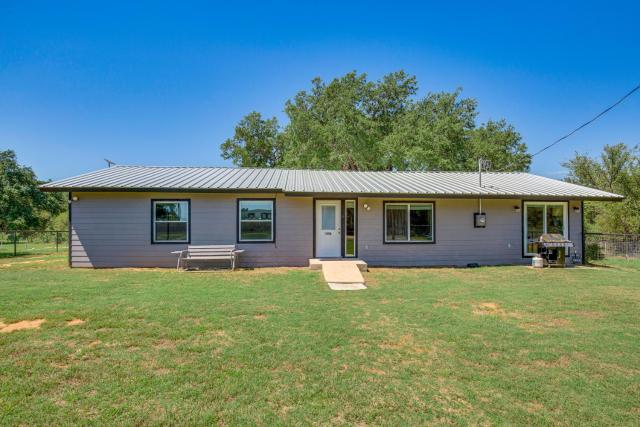 Millsap Home on 150 Acres with Trails Pet-Friendly!