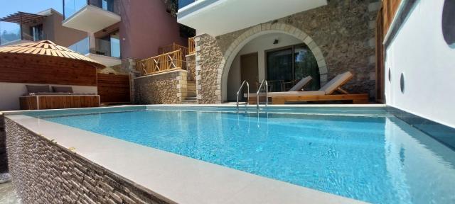 Filoxenia Olive Garden luxury villas and suites