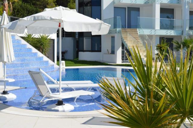 Villa Yalcin Poolfloor