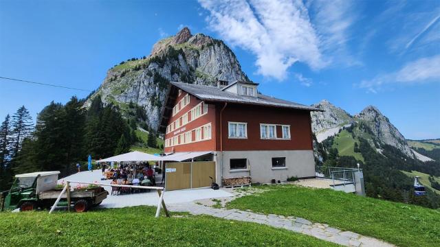 Berggasthaus Holzegg - Accessible Only by Cable Car