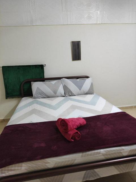 CiTY Roomstay Budget Middle Kuala Terengganu 1queen bed