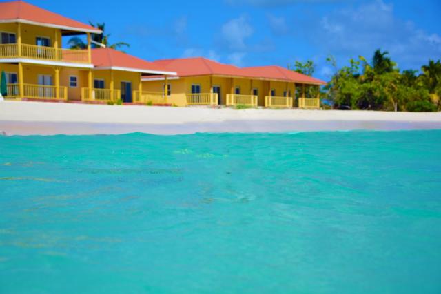 Rendezvous Bay Hotel