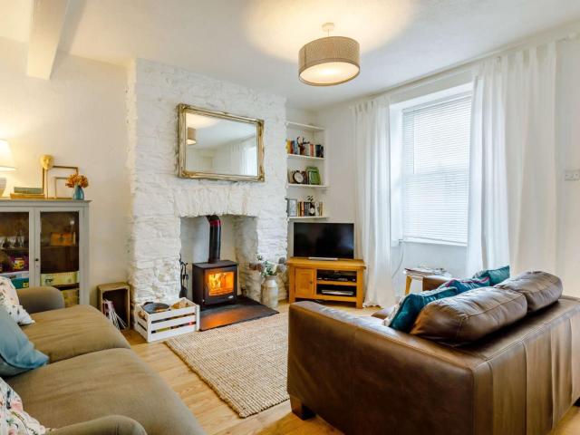 3 Bed in Brixham 64703