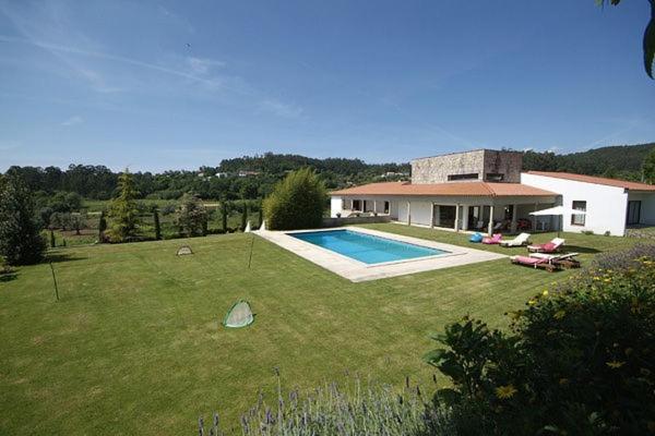 Wonderful Ponte De Lima Villa - 6 Bedrooms - Casa Alberto - Private Pool and Gym - North Portugal