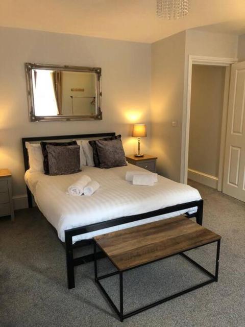 The Stuart Suite - spacious, affordable, city centre