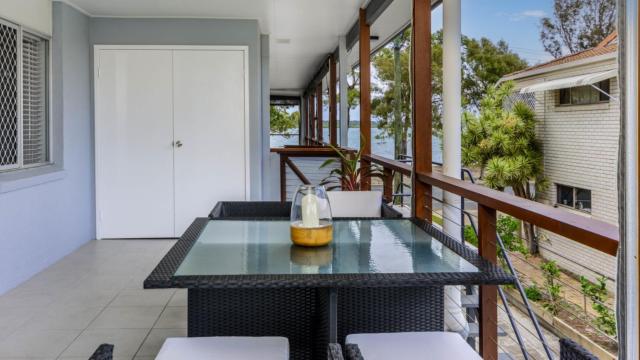 Bribie Beachview Apartment