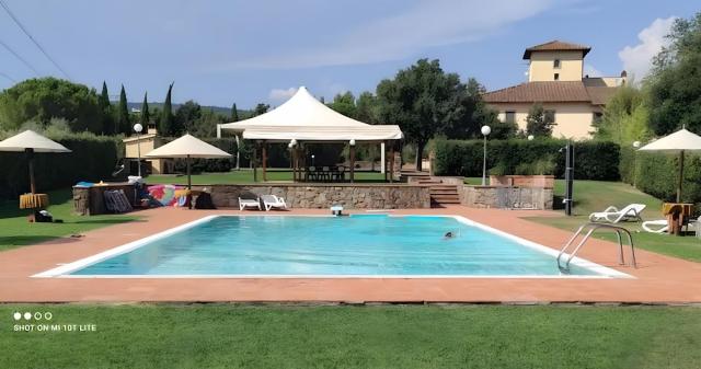 Certopiano Villa con piscina