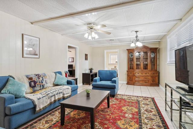 NOLA (3Bd) hub