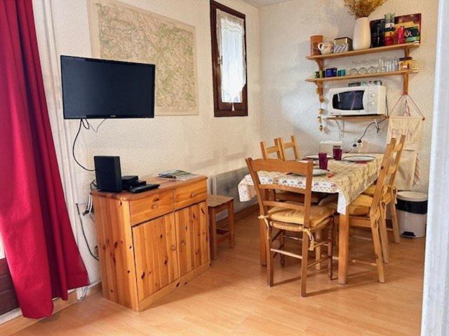 Appartement 3 pièces proche pistes, 2 chambres, parking, lave-linge - Risoul 1850 - FR-1-330-583