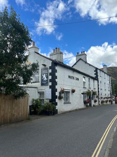 The White Lion Inn