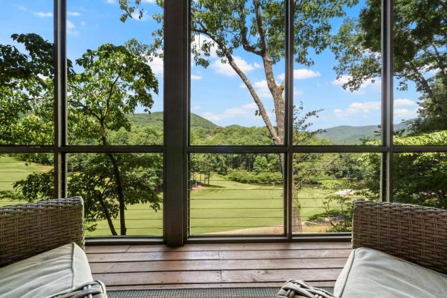 Ridgeview Condo - Mountain Golf Course Views Access to Big Canoe Amenities