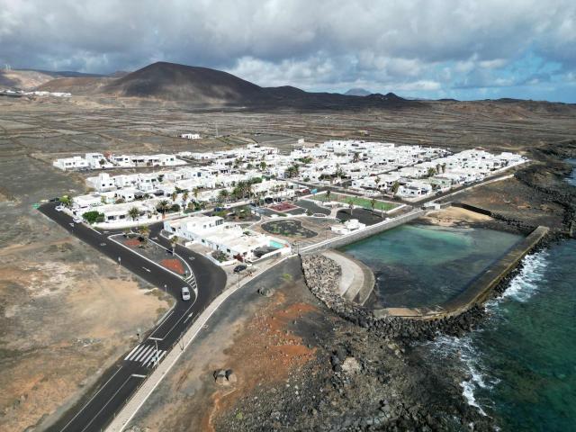 Bayside Kalendra Jable Encuentra Paz en la Naturaleza Salvaje