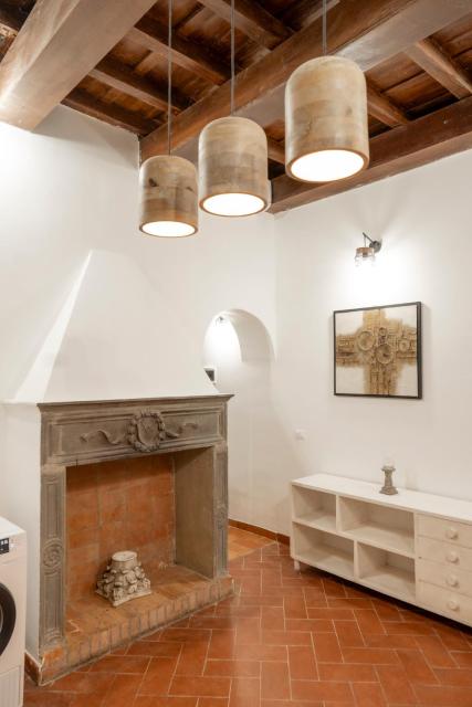 Home Domus Capocci - Rione Monti