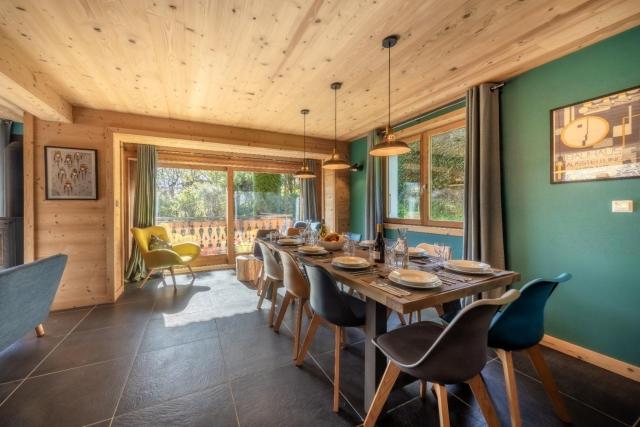 CHALET ROJI: superbe chalet moderne pour 10 personnes proche du centre