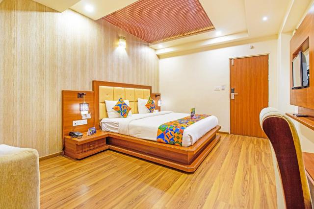 FabHotel Grand View Inn - Opp Phoenix Mall Mahadevpura