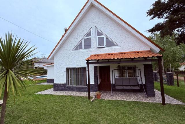 Casa de Playa, Piscina y Jardín