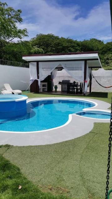 VillaLore piscina exclusiva BBQ AC max 11 personas 5min playas