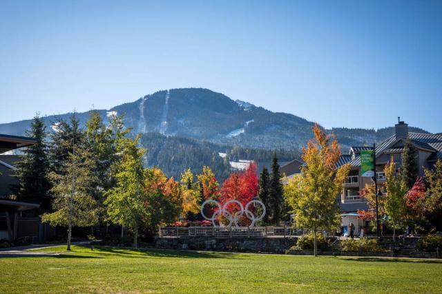 1BR Condo, Close to Creekside Gondola by Harmony Whistler Vacations