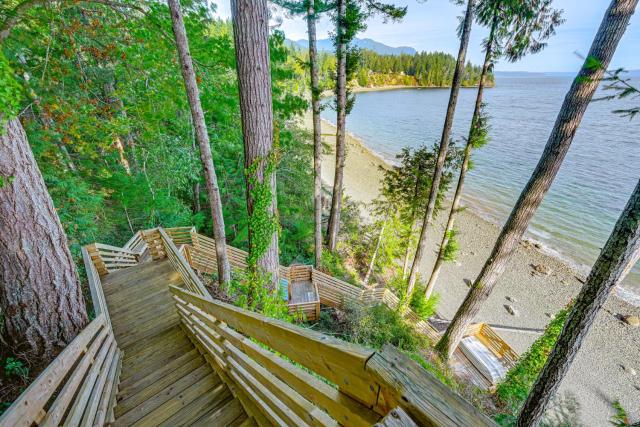 Hood Canal Home with Stunning Views and Private Beach