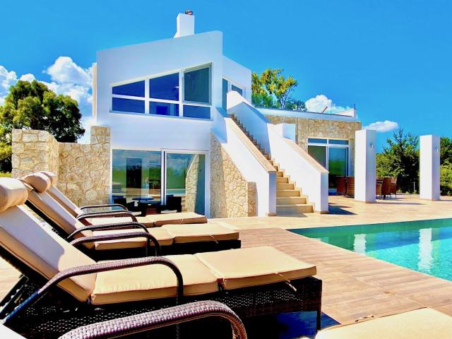 Danune Luxury Beachfront Villa with private pool by DadoVillas