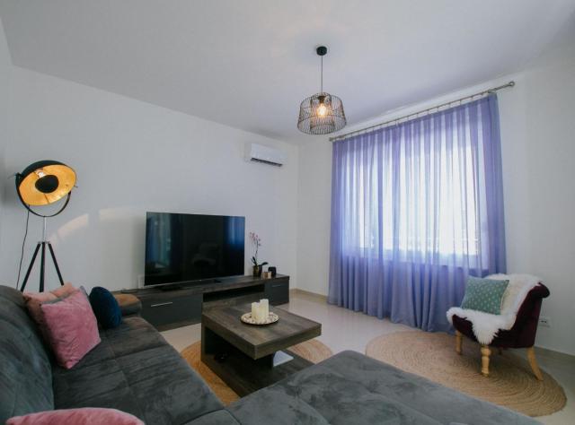 Scenic Sea View Apartment Trogir