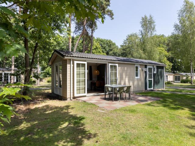 Chalet with a dishwasher, in a car-free park