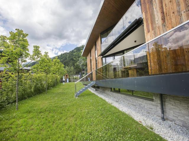 Modern apartment with balcony and access to sauna