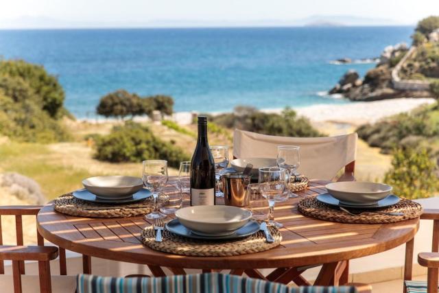 Apiliotis sunrise beach villa