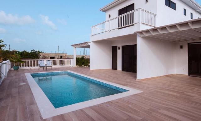 Family-ready Fully Equipped Grand Villa with Pool