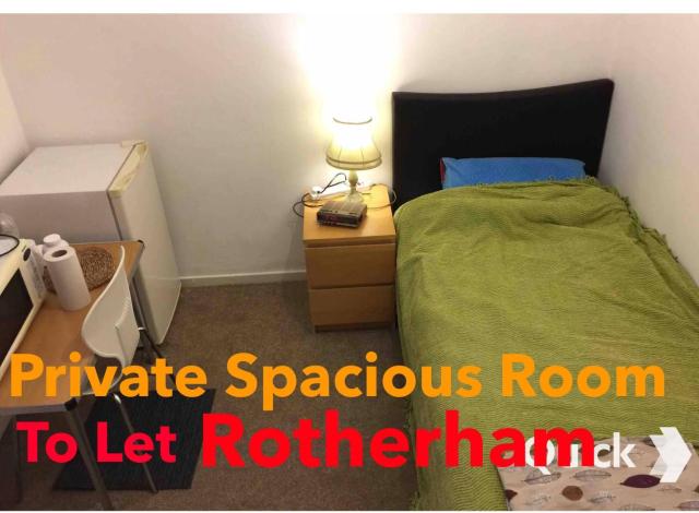 1st floor Large single room for one person in Rotherham plus kitchen