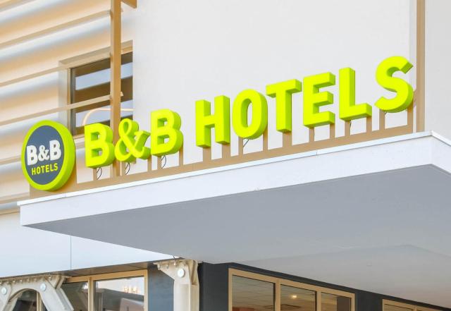 B&B HOTEL Valenciennes Onnaing