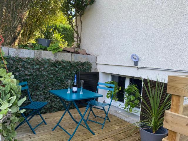 Studio cosy avec terrasse pr. à Epinal, parking compris - FR-1-589-661